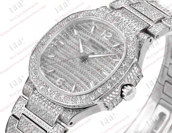 GR invested heavily in creating a classic timepiece - Patek Philippe 7021 Lady Nautilus - Image 4